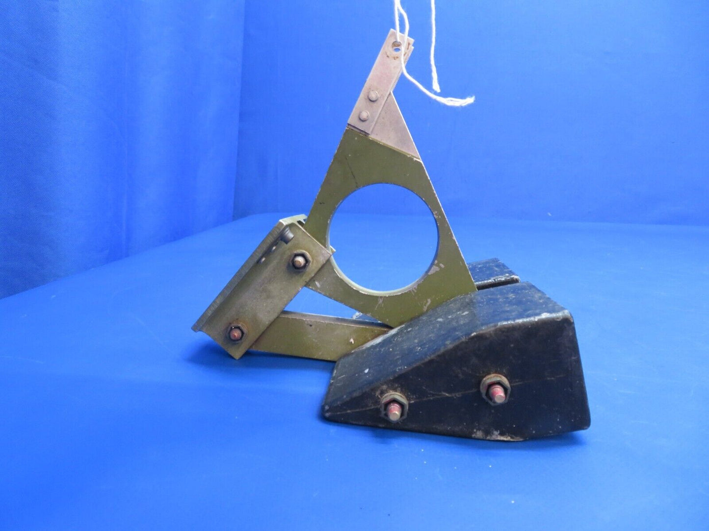 Piper PA-34-200T Seneca II Bobweight Assembly P/N 37638-06, 37638-006 (0223-824)