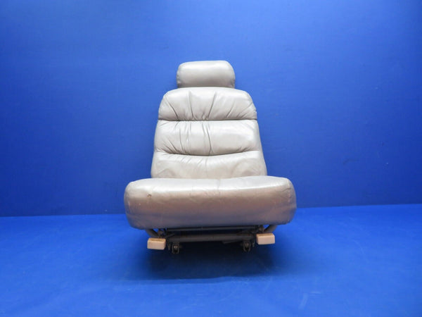 Cessna 310 / 310Q Center RH Seat Assy Grey Leather P/N 0812874-4 (0823-675)