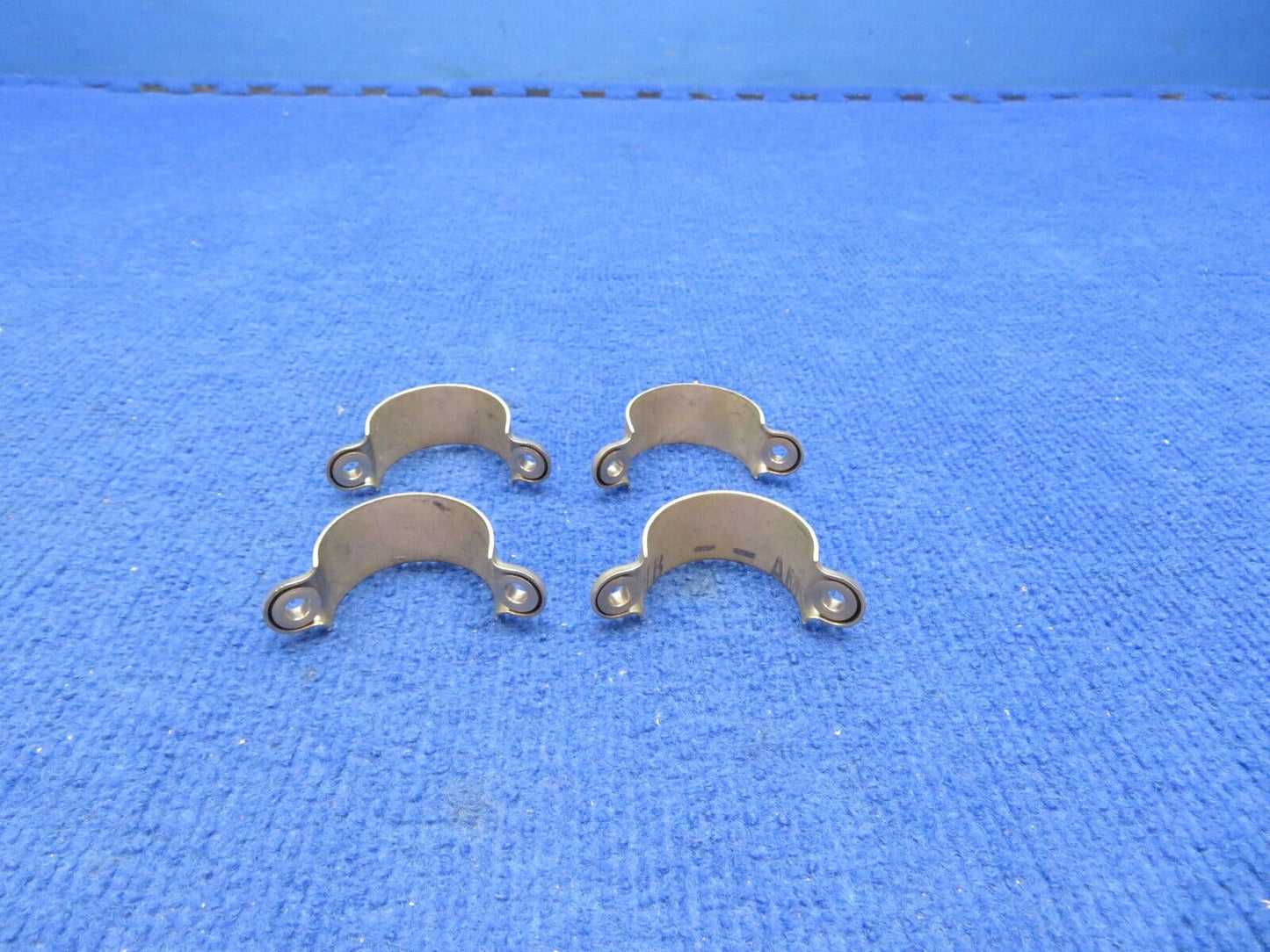 Beechcraft Clamp P/N PP563-DSS-13-1 LOT OF 4 NOS (0622-476)