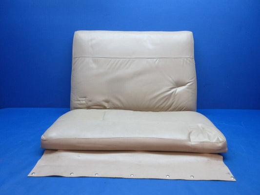 Piper PA-28-180 Rear Bench Seat Assy Vinyl-Beige P/N 65066-00 (0723-901)