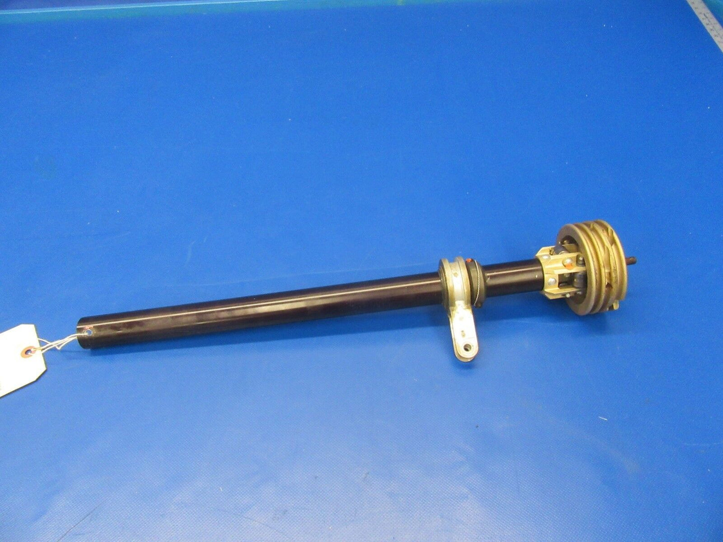 Cessna R182 Tube & Bearing Assy RH P/N 1260143-12 (0817-102)