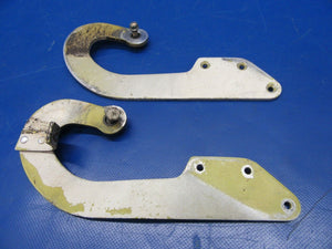 Beech Baron 58P Nose Baggage Hinges 002-410055-41 / 002-410055-43 (0320-247)