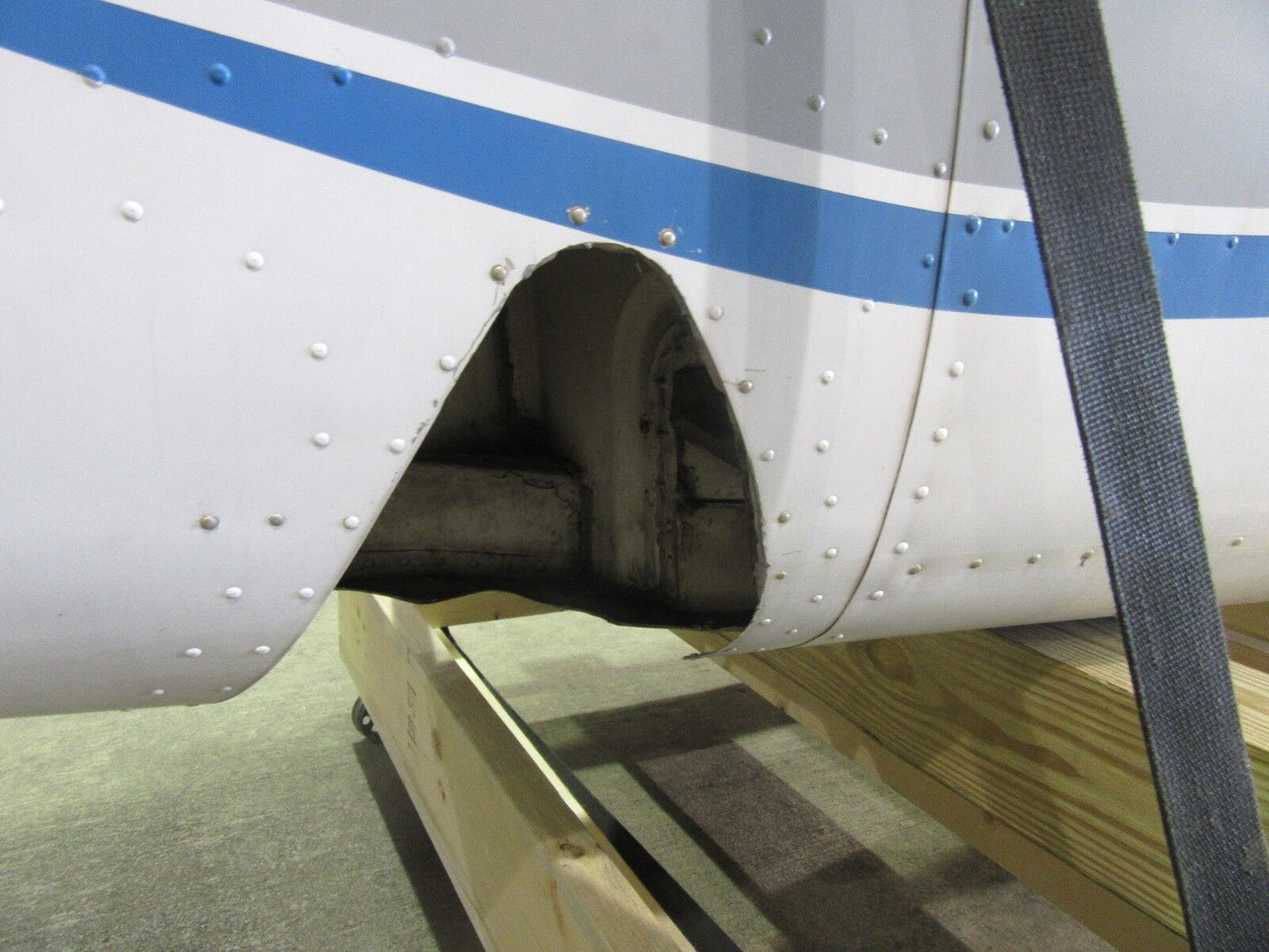 1979 Cessna 172 RG Fuselage / Airframe (0318-345)