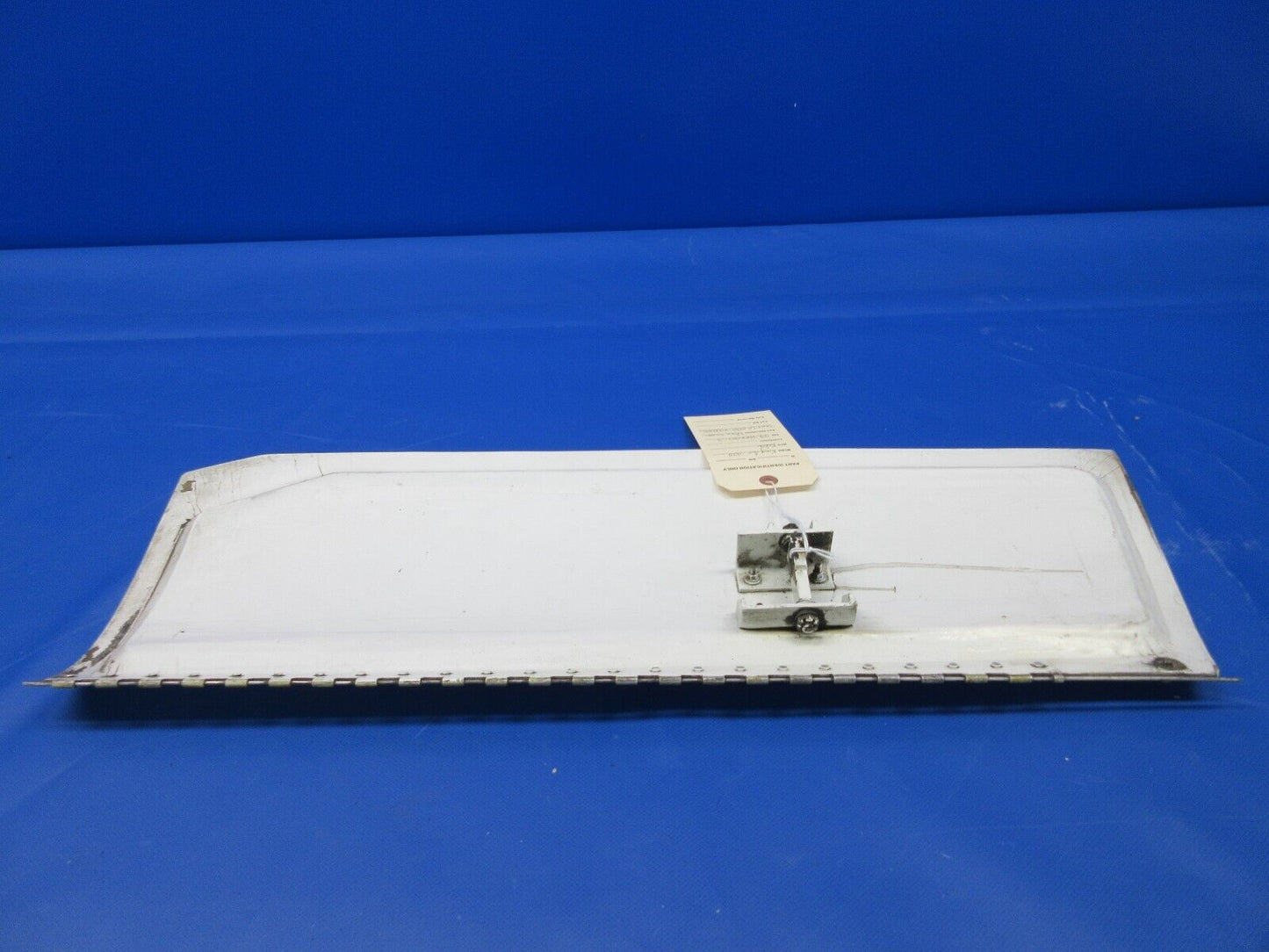 Beech King Air 200 Main Gear Door LH OTBD RH INBD P/N 99-810030-3 (0224-1371)