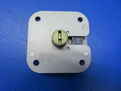 Piper PA-31 Navajo Hartwell Cowl Latch Housing 565-251 / H767-K868 (0521-707)