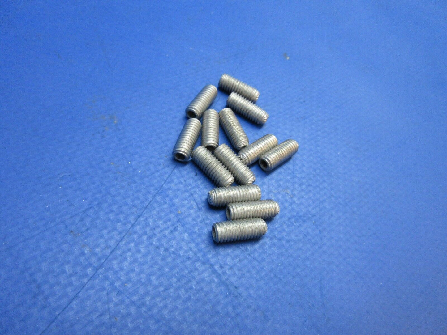 McCauley Threaded Propeller Screw LOT OF 13 P/N A1635-33 (0523-402)