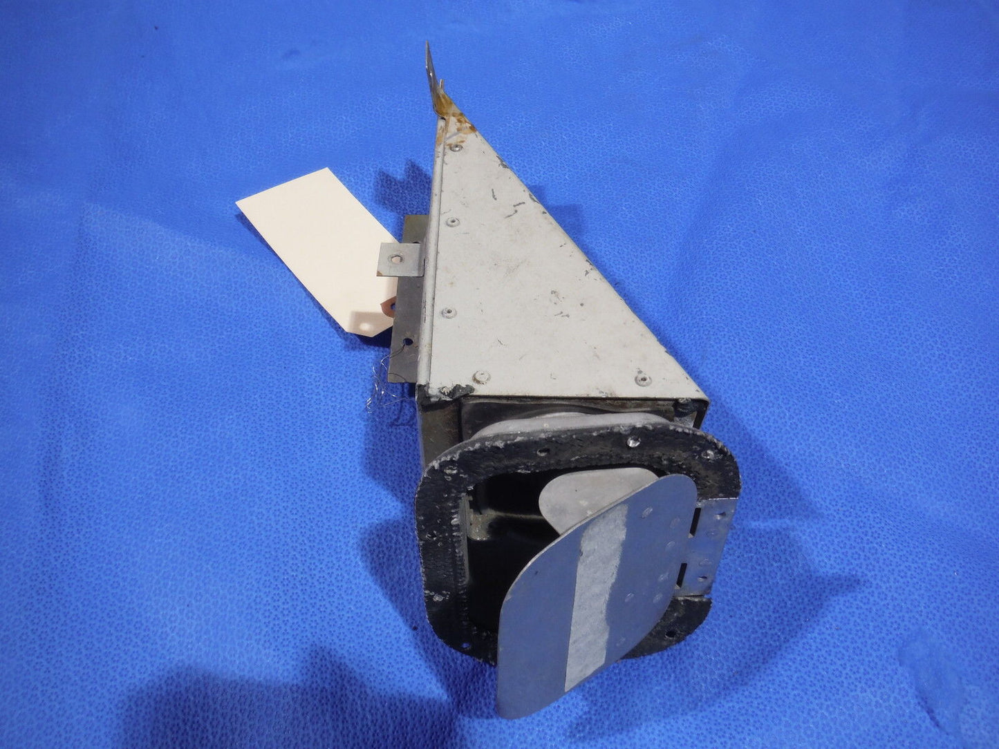 Cessna Air Intake Vent with Scoop P/N 1213478-1 and 0453002-5 0214-54)