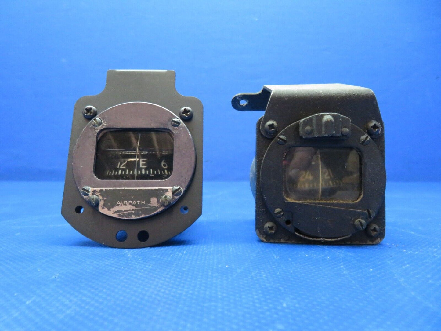 Airpath Compass P/N C660501-0201 LOT OF 5 FOR PARTS (0224-308)