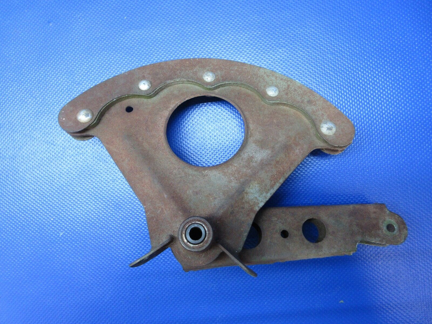 Cessna 337 / 337E INBD LH Flap Quadrant & Bellcrank  P/N 1462020-27 (1223-1474)