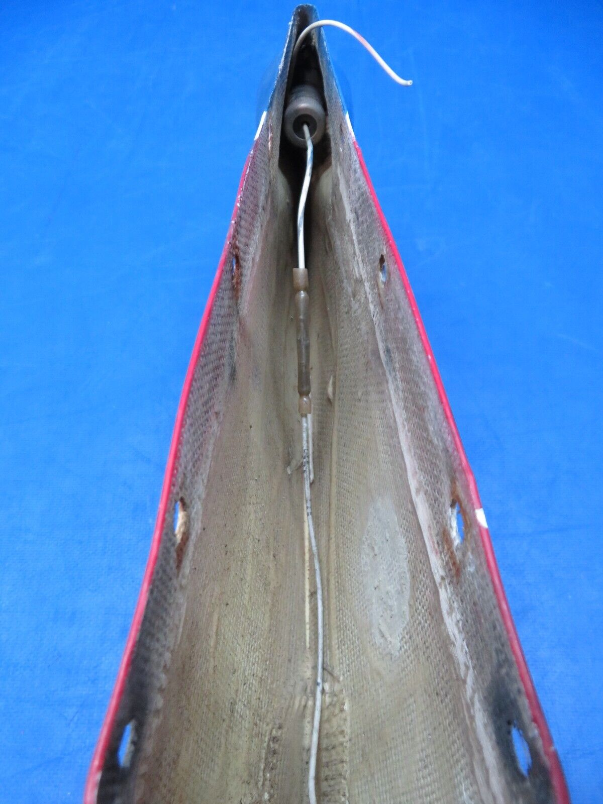Piper PA-28R-180 Balanced Rudder Tip Assy W/ Light P/N 99868-00 (1123-426)