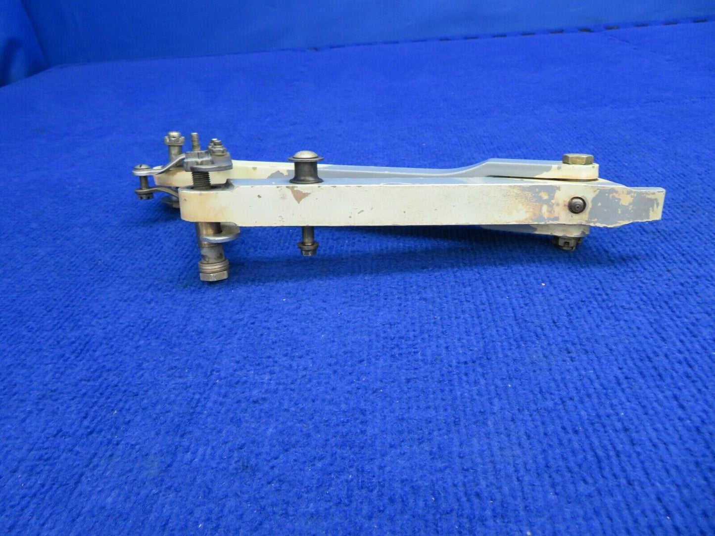 Cessna 310 / 310R Main Landing Gear Brace LH w/ Hooks P/N 5141001-33 (0422-365)