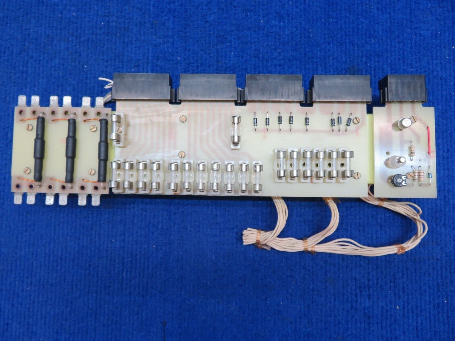 Socata TB-10 Fuse Box Assy w/ Cover P/N 61053000 (0622-898)