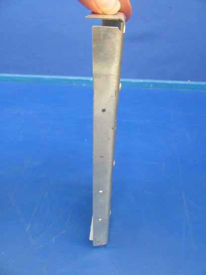 Cessna 182 Bulkhead P/N 0713603-1 NOS (0918-226)