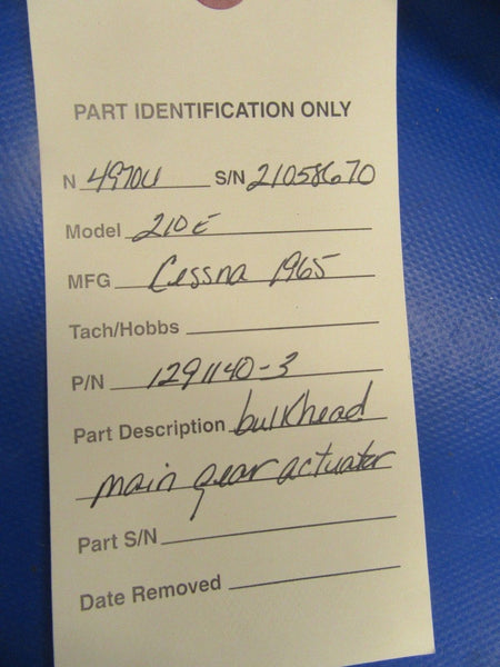 Cessna 210 E Bulkhead Main Gear Actuator P/N 1291140-3 (0618-95)