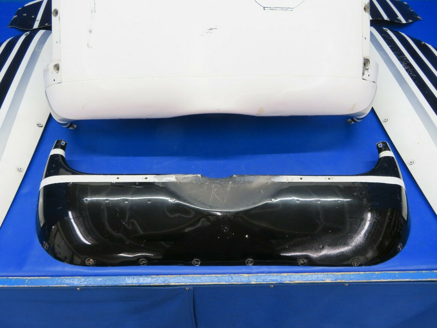 1964 Beech Baron 95-B55 Cowling RH Engine P/N 96-910011-623 (0320-172)