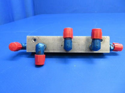Piper PA-28R-200 Arrow Hydraulic Manifold RH P/N 67521-00, 67521-000 (1022-619)
