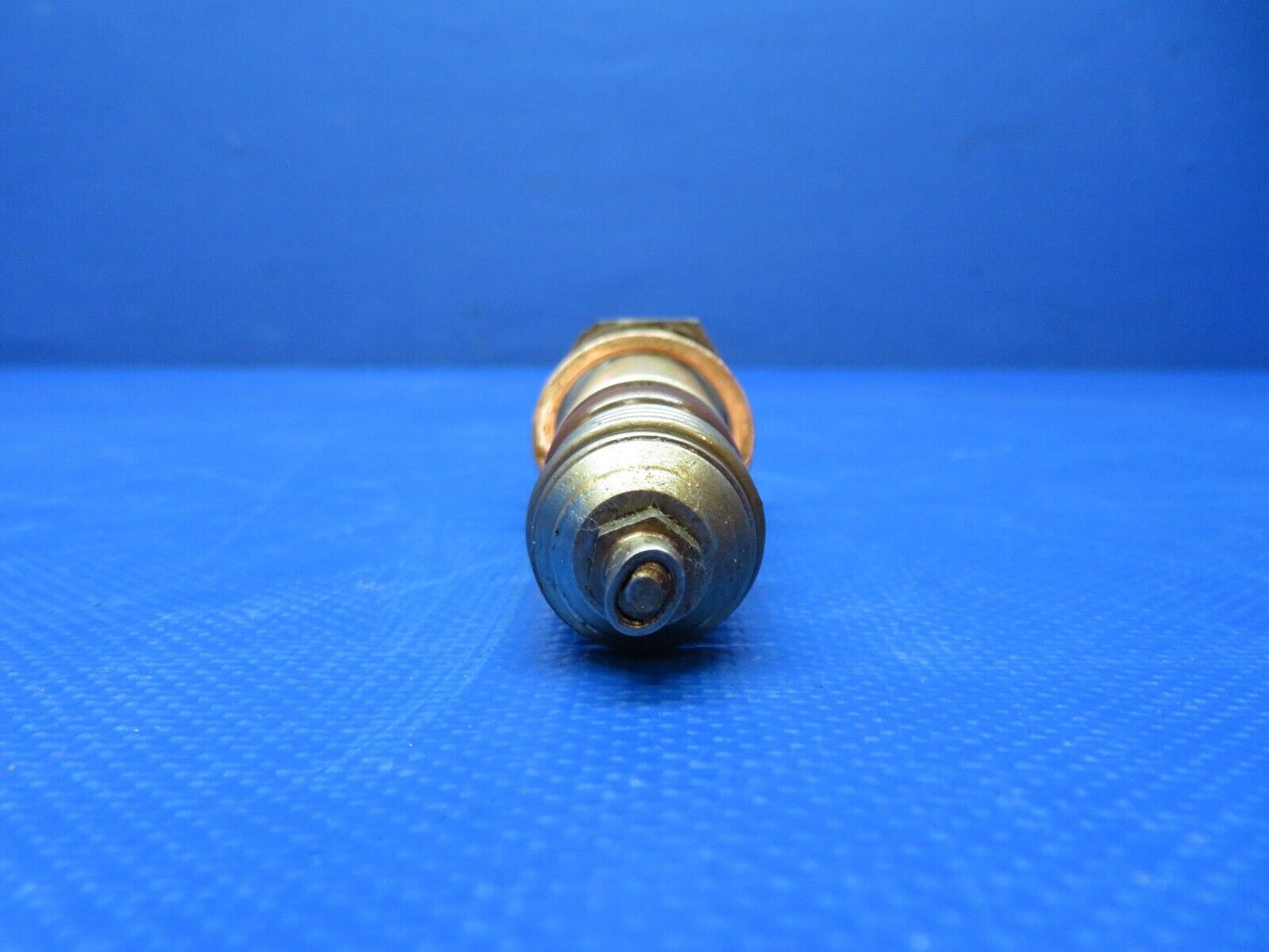 Lycoming O-320-E2D Oil Control Vernatherm Valve P/N 75944 (0124-163)