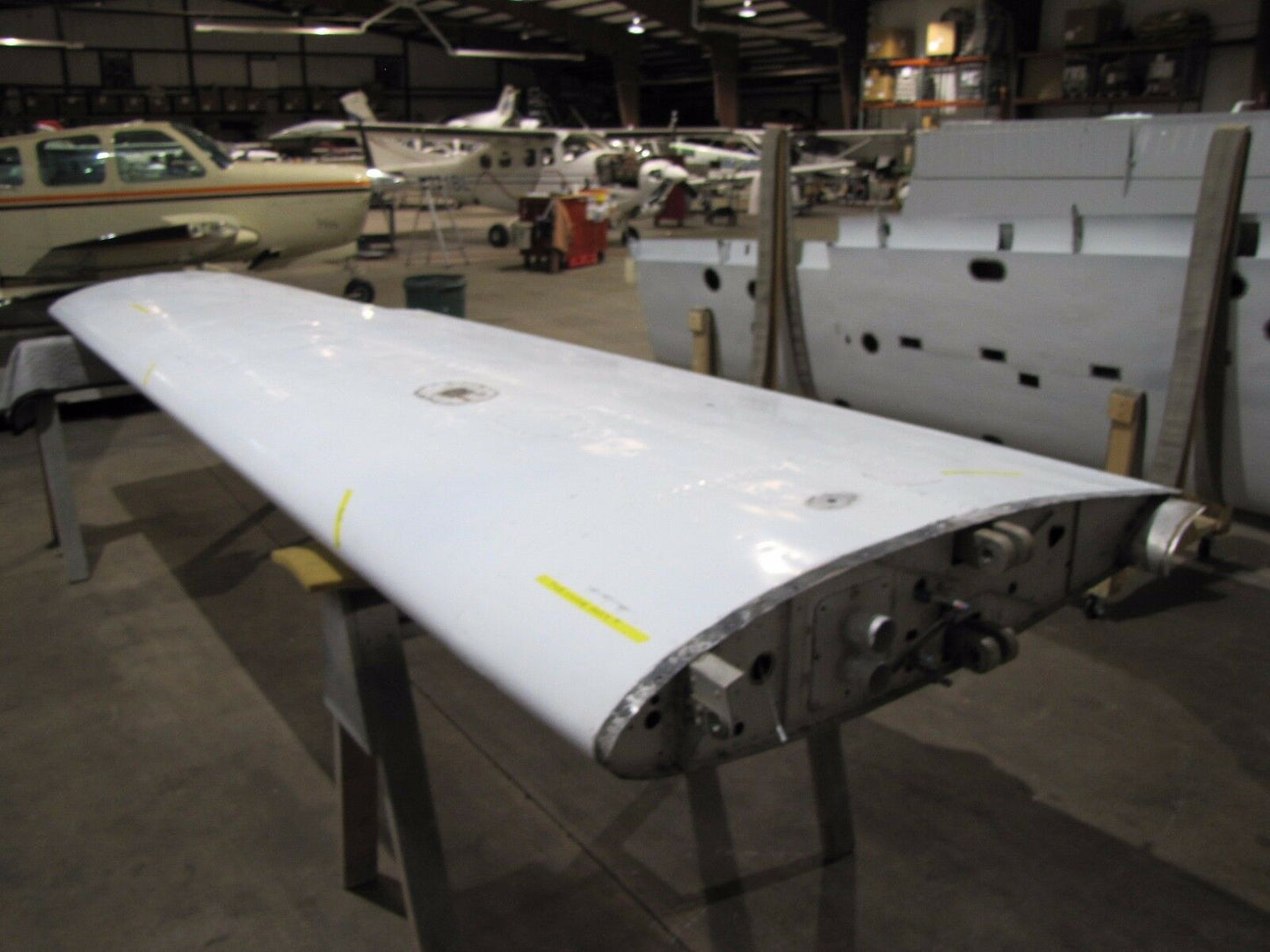 1976 Cessna Cardinal 177B Wing RH P/N 1722002-16 (0317-17)