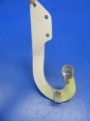 Beech Baron 58P Hinge FWD Nose Baggage P/N 002-410055-41 (0618-196)