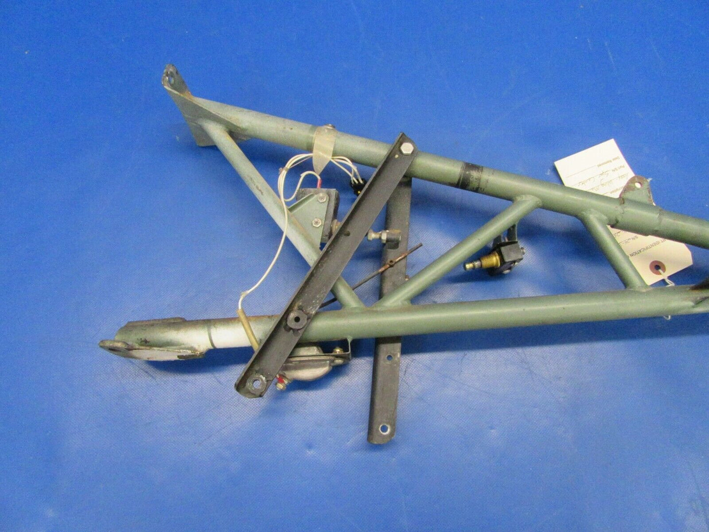 Piper PA-24-250 Comanche Support Assy Main Spar CTR P/N 22697-00 (1219-174)