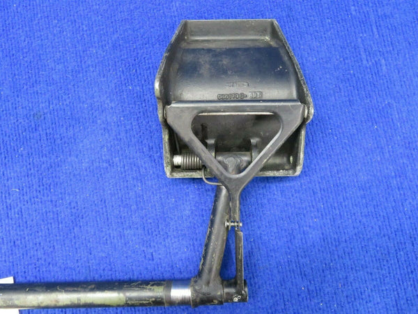 1956 Cessna 310 Rudder Pedal Assy RH w/ Torque Tube P/N 0861700-2 (0422-92)