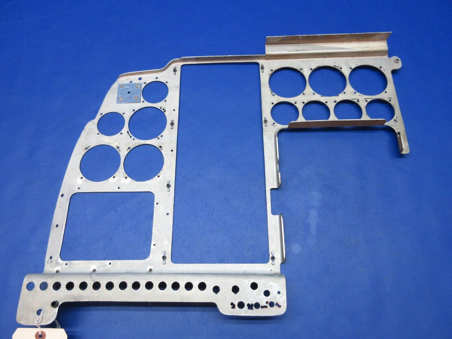 Beech 95-B55 Instrument Panel Assy P/N 96-324123-13, 58-970000-39 (0623-745)