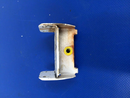 Beech Baron 58 Bracket Aileron Hinge OTBD P/N 35-135025-32 (0217-12)