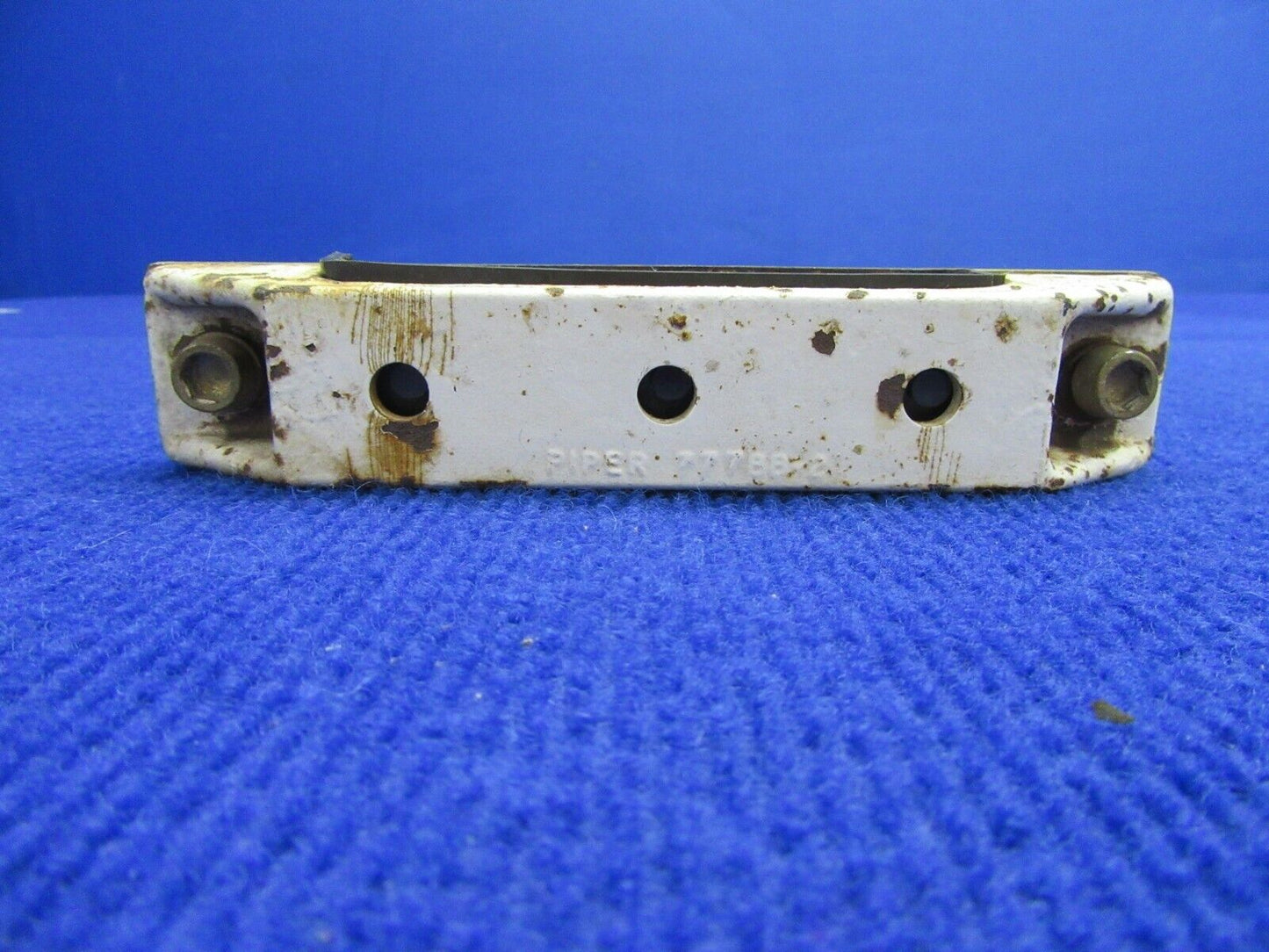 Piper PA-38-112 Tomahawk Main Landing Gear Clamp & Shim P/N 77608-06 (1221-390)