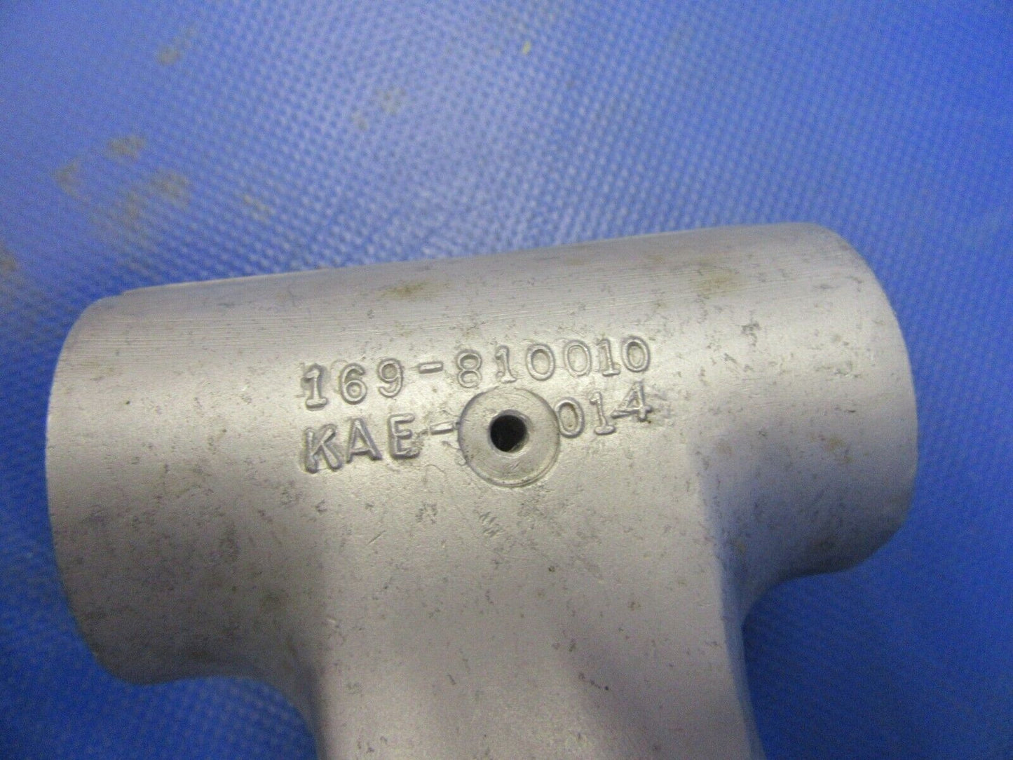 Beech B19 Sport Nose Gear Fork & Axle P/N 169-810000-613 (0421-444)