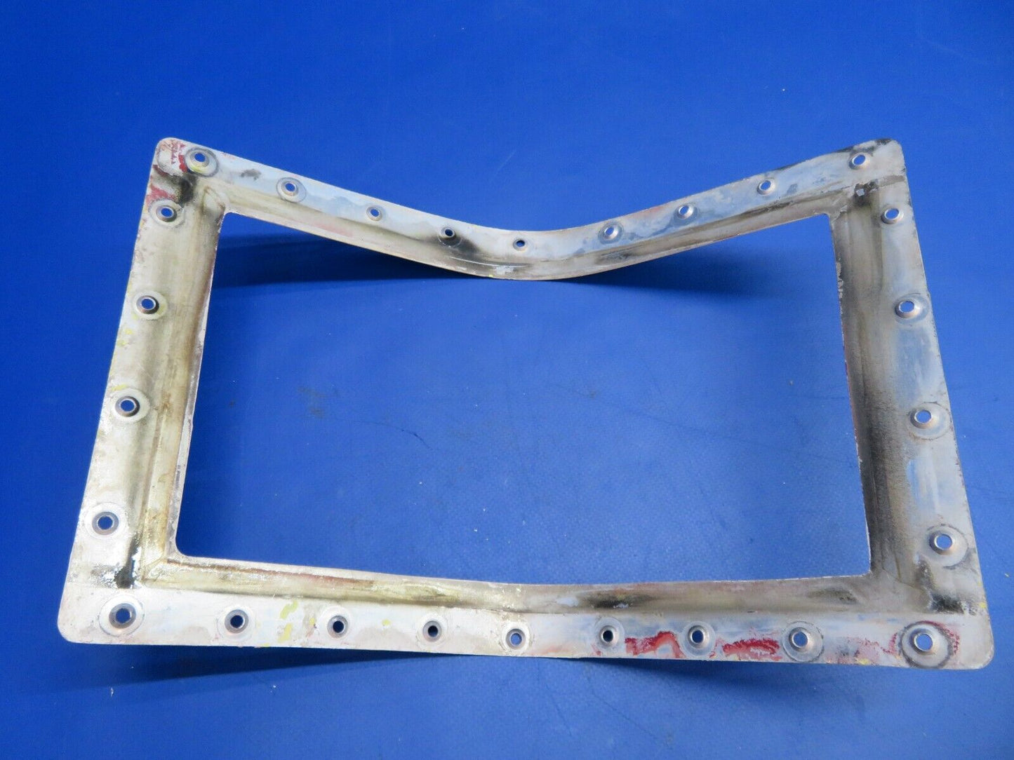 Beech C-35 Bonanza Wing Landing Light Frame w/ Lens P/N 35-115210-10 (1122-882)