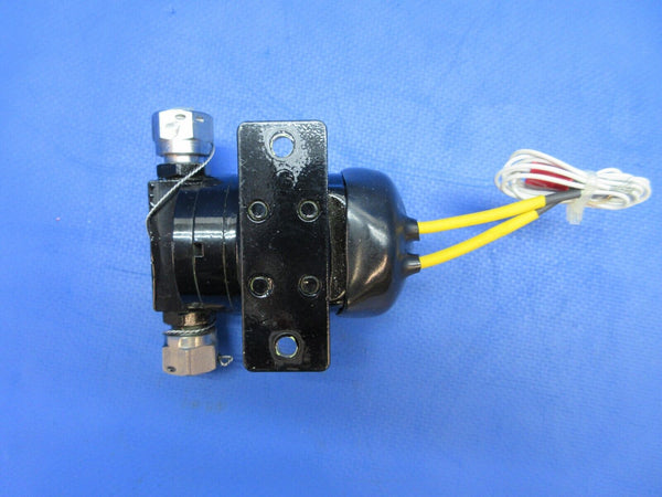 Beech 95-B55 Baron Aerosystems TKS De-Ice Solenoid Valve P/N FV158H (0623-150)