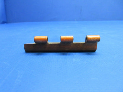 Cessna 188B AGpickup Cabin Door Hinge Half LWR FWD P/N 1610017-2 (0723-224)