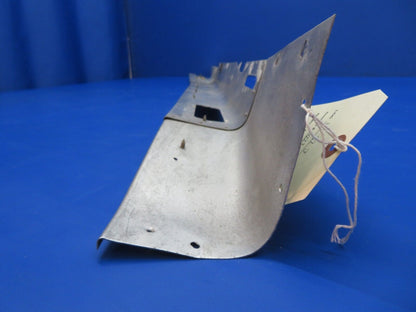 Piper PA-34-200T Seneca II RH Cabin Heat Duct Assy P/N 37161-01 (0223-937)