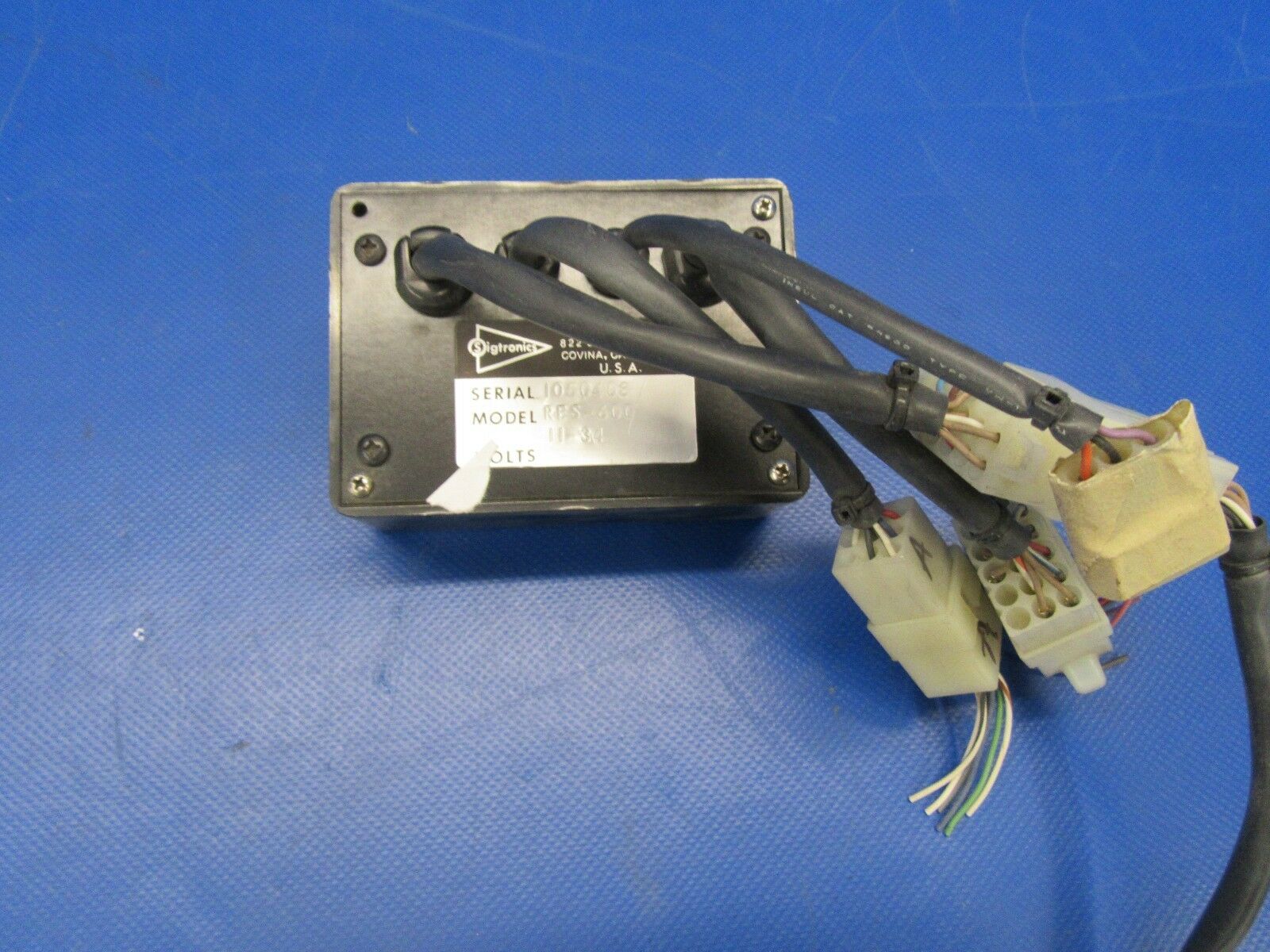 Sigtronics Stereo Switcher 11-34 Volts P/N RES-600 (0518-371)