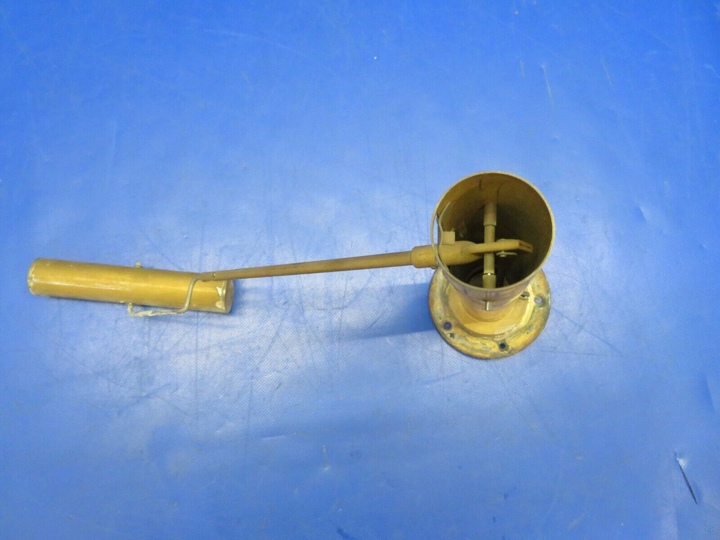 Cessna 310P Fuel Gauging Tank Unit / Fuel Transmitter EA470B-2340 (0720-320)