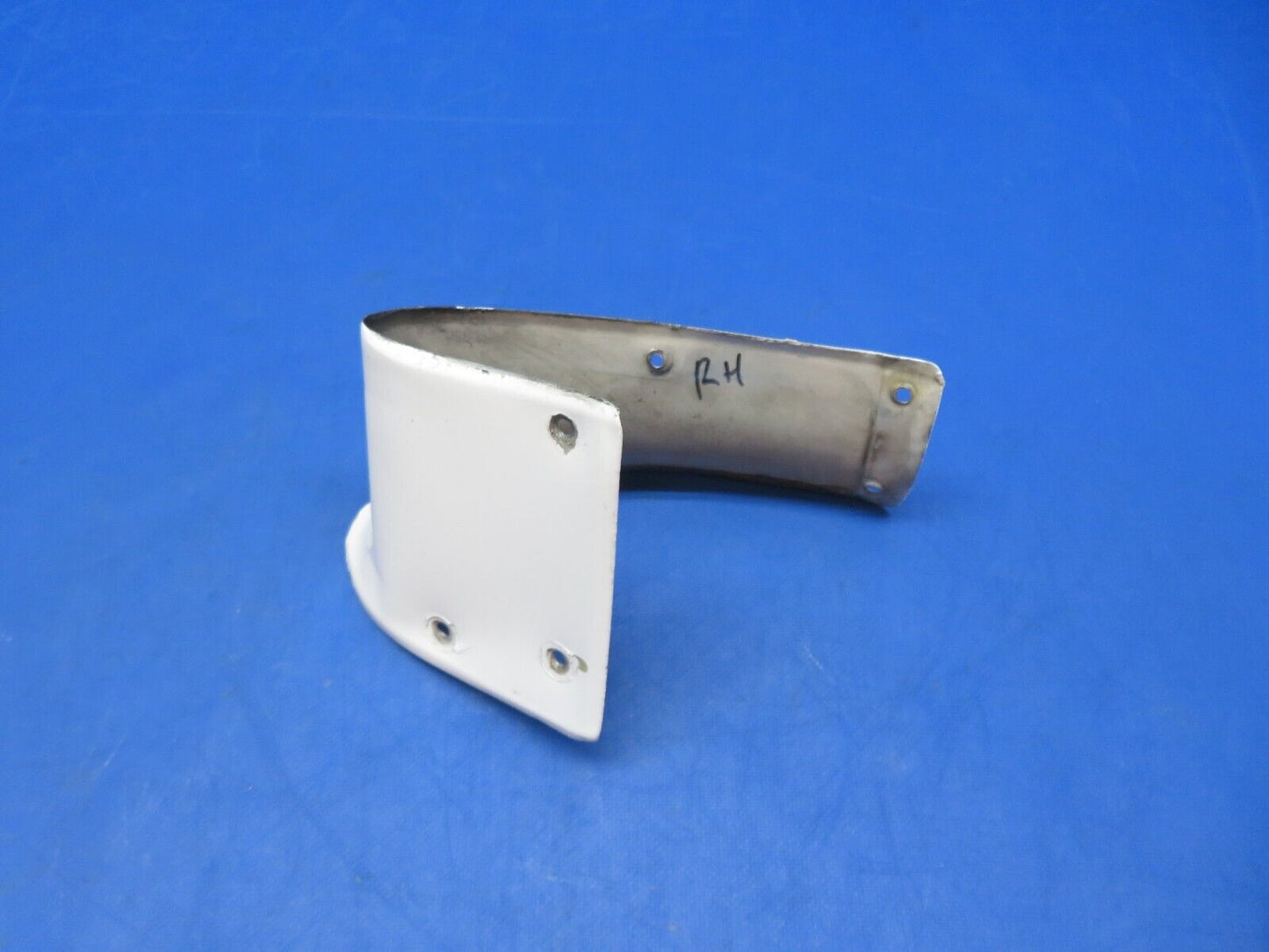 Cessna 310 / 310Q RH FWD Wing Tip Tank Fairing P/N 0823413-4 (0923-333)