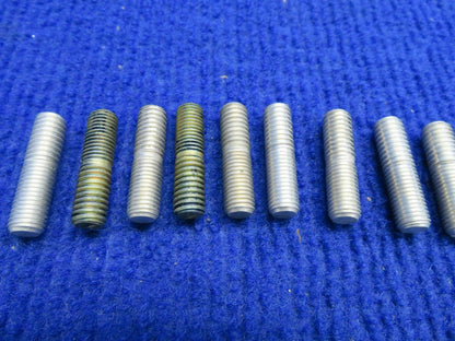 Superior Exhaust Manifold Stud LOT OF 12 P/N SA402151 P07 NOS (0222-843)