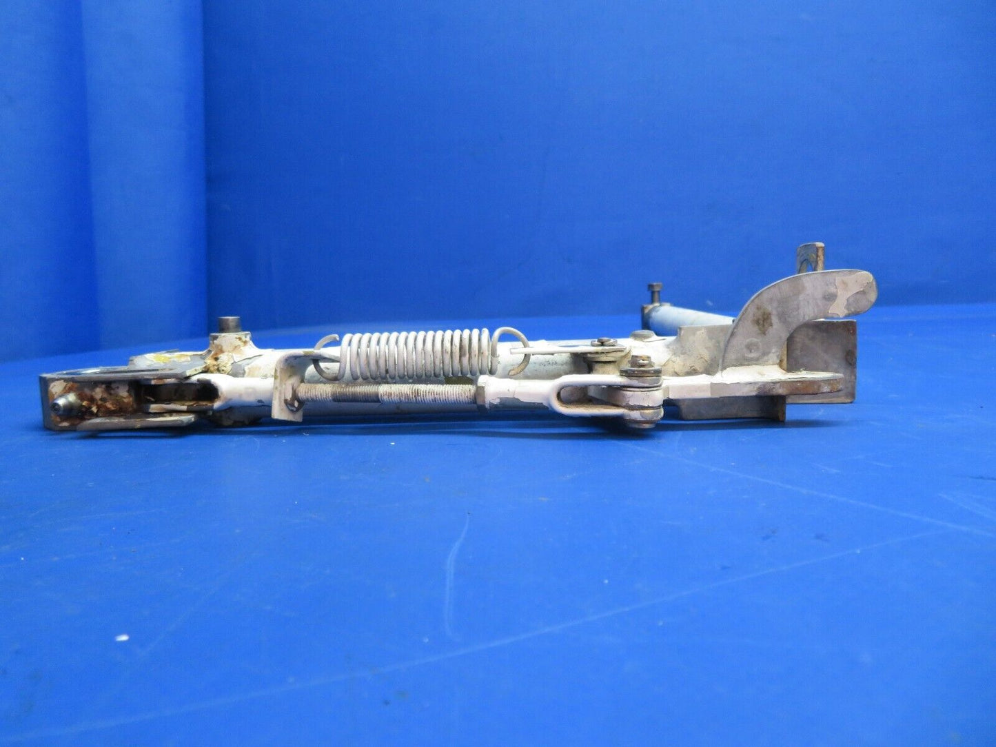 Lake LA-4-200 RH Main Gear Drag Strut Assy P/N 2-4100-82 (0123-503)