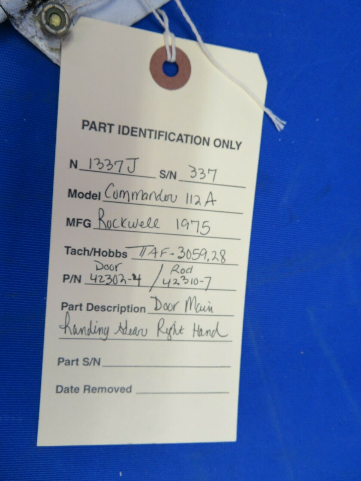 Rockwell Commander Door Main Landing Gear w / Push Rod RH 42302-4 (1020-38)