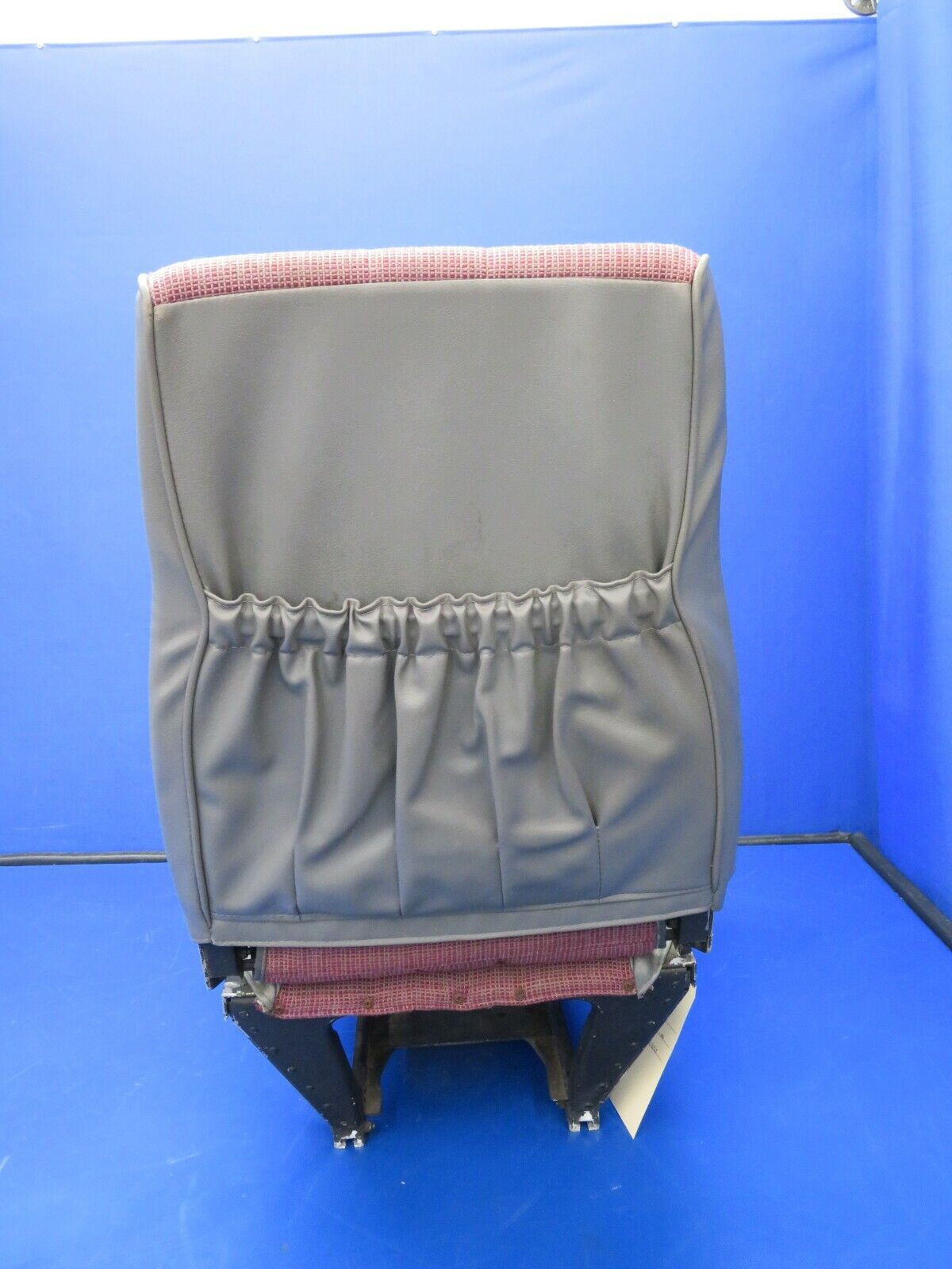 Beech B19 Musketeer Sport Front Seat P/N 169-534024 FOR PARTS (0421-106)