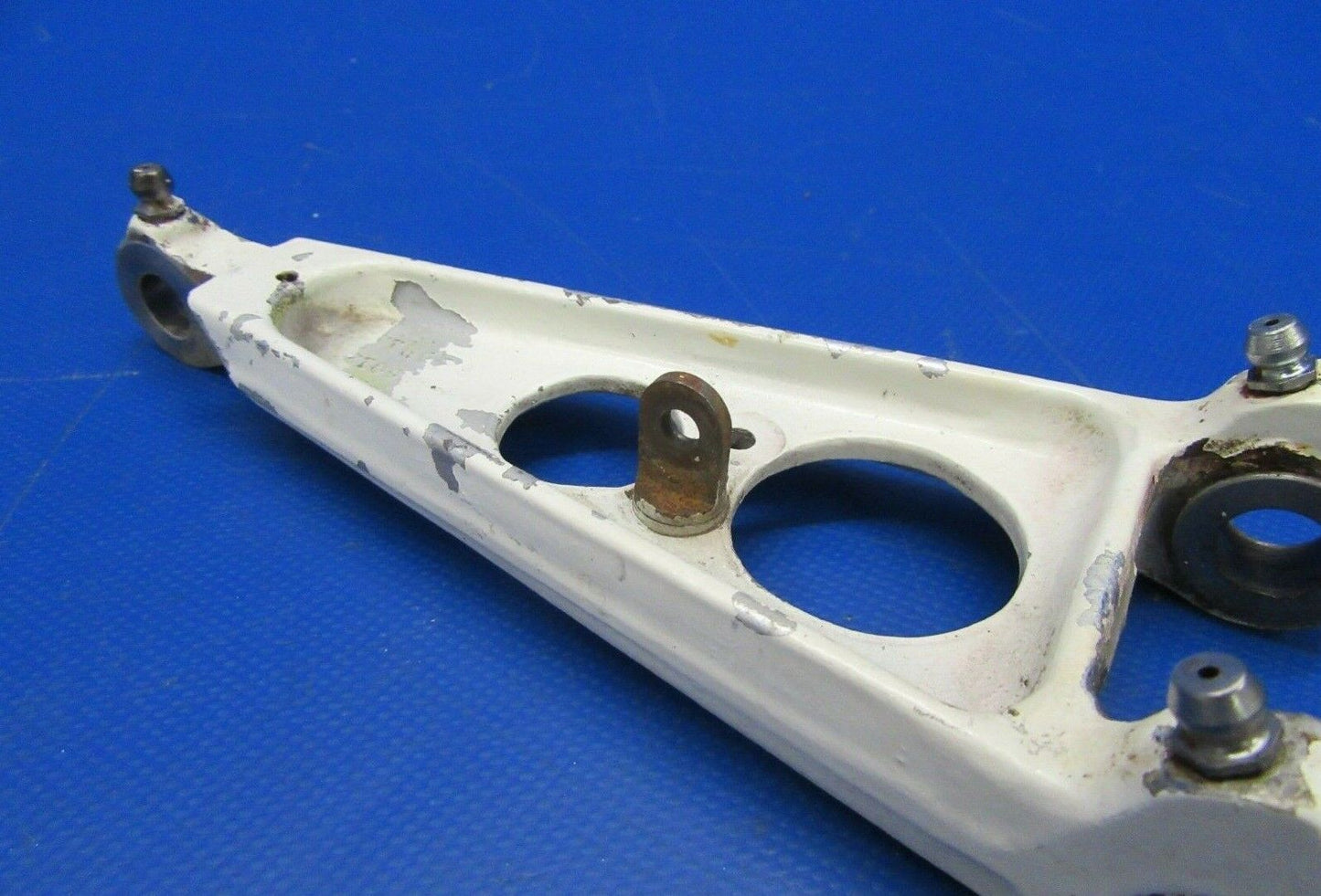 Beech Debonair Upper Torque Knee P/N 45-815011-4 (0119-266)