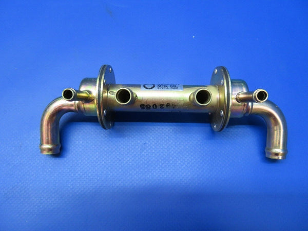 Airborne Vacuum Manifold P/N 1H5-4 NOS (0922-395)