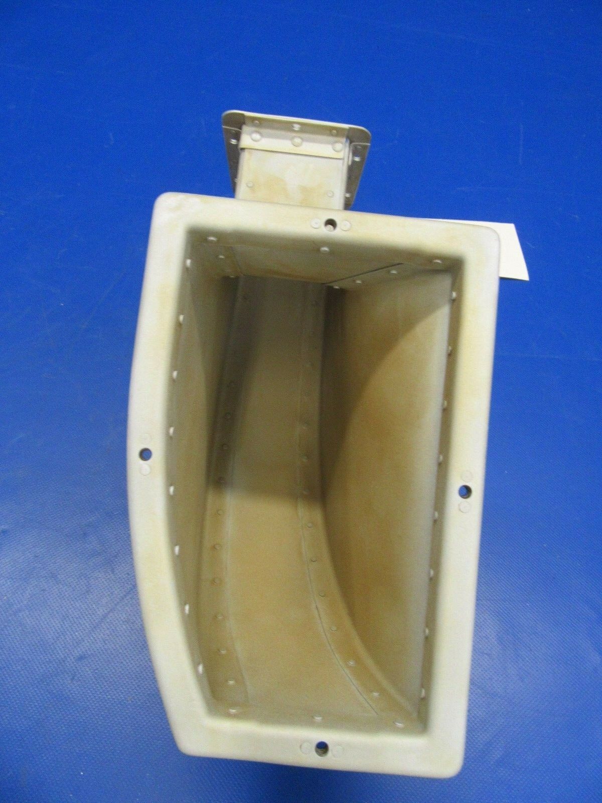 Cessna 210 E Duct Assy OTBD RH P/N 1250716-1 or 1250716-10 (0618-72)