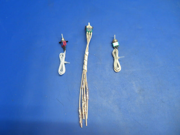 Piper Aerostar 602P Toggle Switch: C&K, Alco, Eaton P/N 7103 LOT OF 9 (0123-973)
