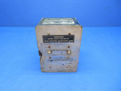 Cessna 310 / 310Q LH Wing Battery Box Assy w/ Lid P/N 0822011-1 (0823-778)
