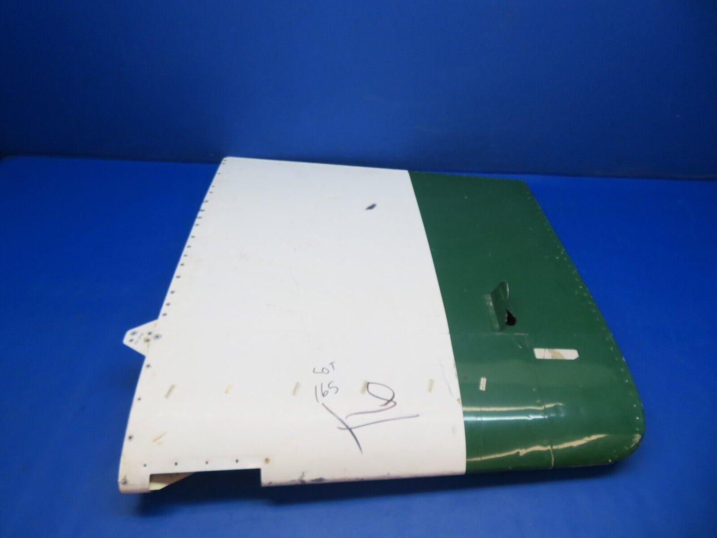 Beech 95-B55 Baron LH Wing Tip P/N 96-170000-603 (1122-791)