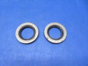 Continental A-65, C-85 Taper Crankshaft Oil Seal P/N 24321 LOT OF 2 (1023-549)