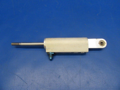Cleveland Brake Master Cylinder P/N 10-62 (0119-49)