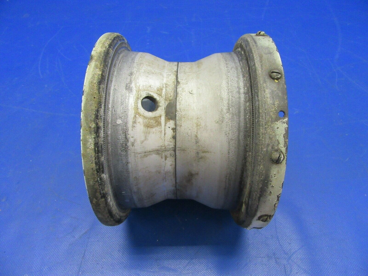 Goodyear 6.50-8 Wheel w/ Dust Cap P/N 9530953, 9530949, 9521521 (0821-619)