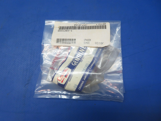 Cessna Spacer Lower Link P/N 0841203-1 NOS (1023-410)